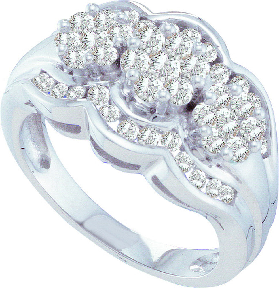 3  CT-Diamond FLOWER RING